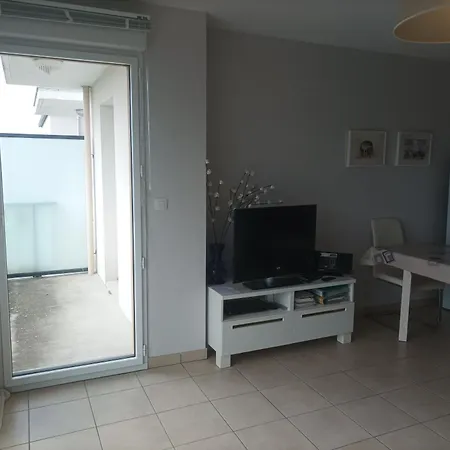 - T2 Confortable, 2-4 Couchages, Animaux Admis, Parking - Fr-1-843-13 لو كروازيك