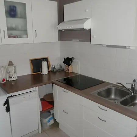 - T2 Confortable, 2-4 Couchages, Animaux Admis, Parking - Fr-1-843-13 Le Croisic